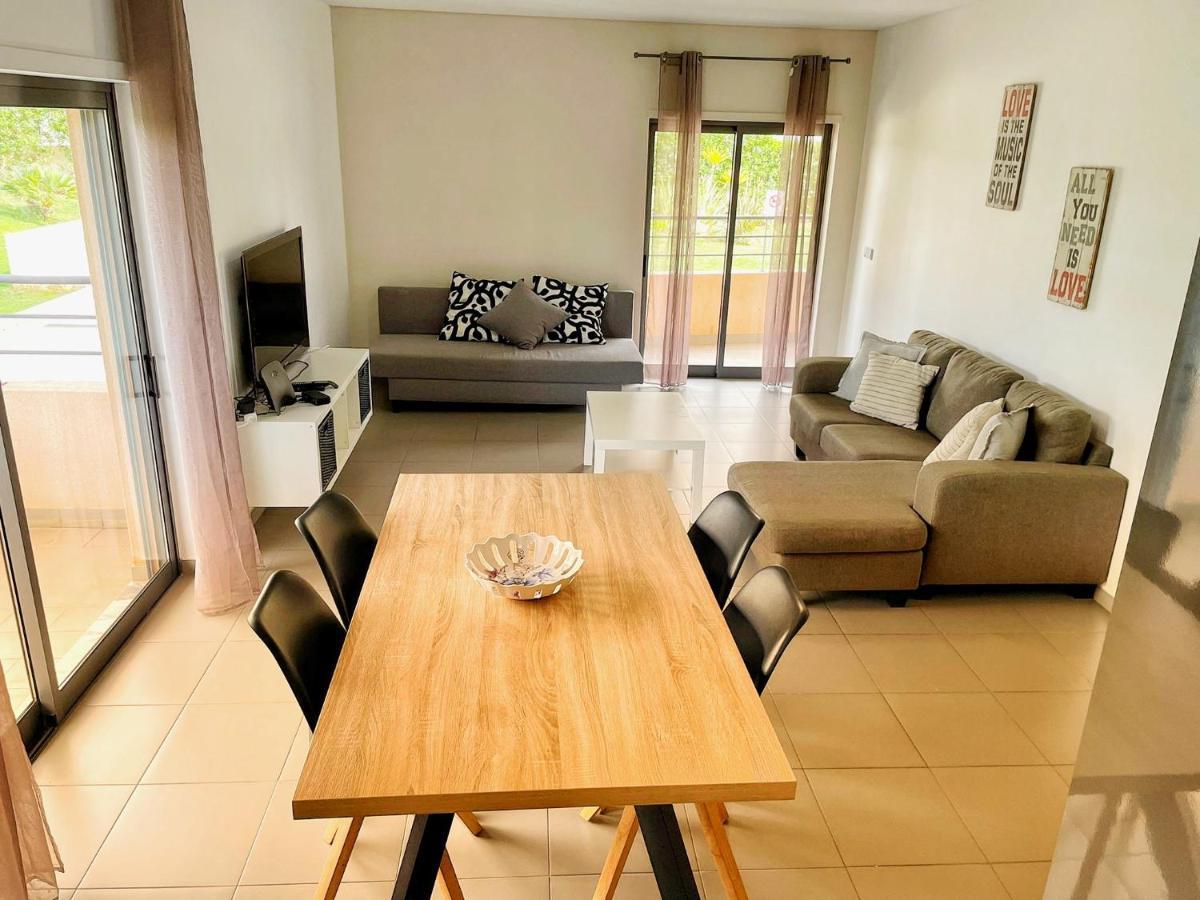 Awesome Apartment In Praia Da Rocha Portimao Luaran gambar